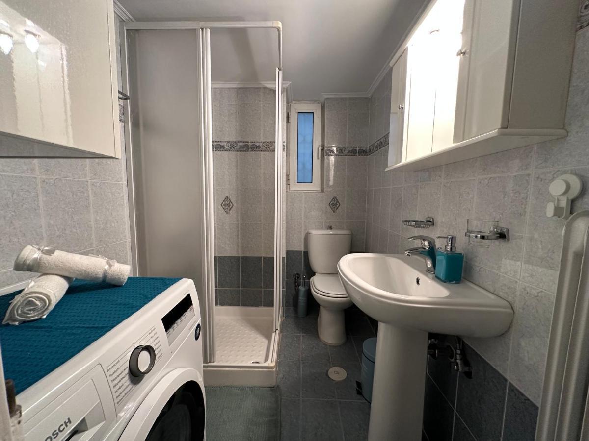 Cozy Apartment Near The City Center And Beaches Atena Exterior foto